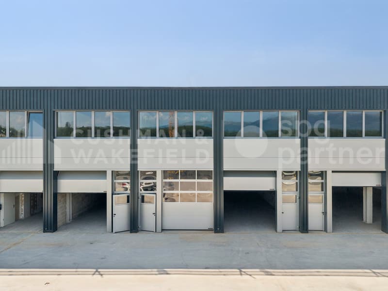 New artisanal boxes in industrial zone - SATIGNY (Bois-de-Bay) (8)