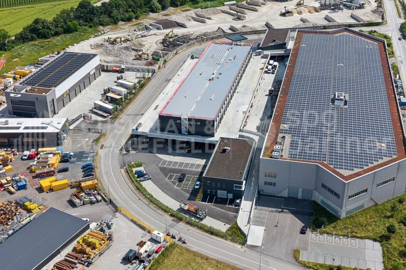 New artisanal boxes in industrial zone - SATIGNY (Bois-de-Bay) (1)