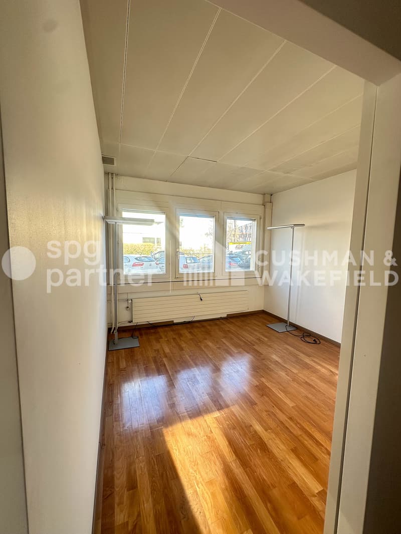 312 m² en rez-de-chaussée | Atelier / showroom / activité B2B (11)