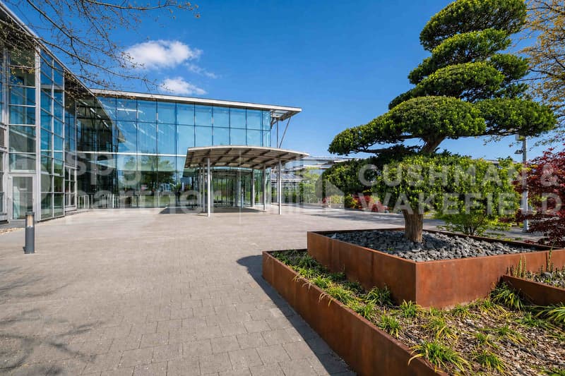 Bureaux aménagés de 2?930 m² à louer proche de Genève - Onyx Business Park (11)