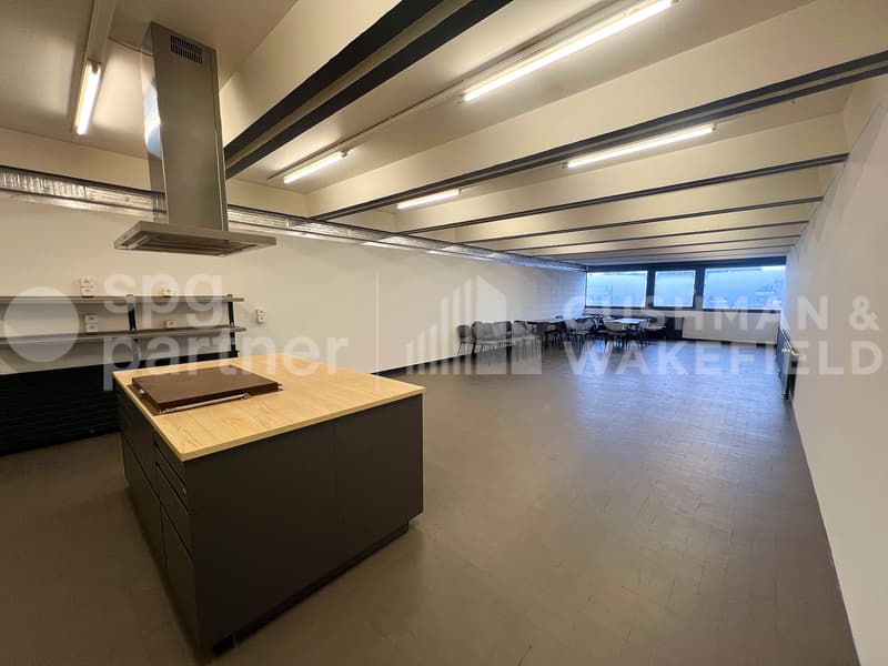 Werkstatt und Lager von 1'470 m² mit Außenhof in Petit-Lancy (8)