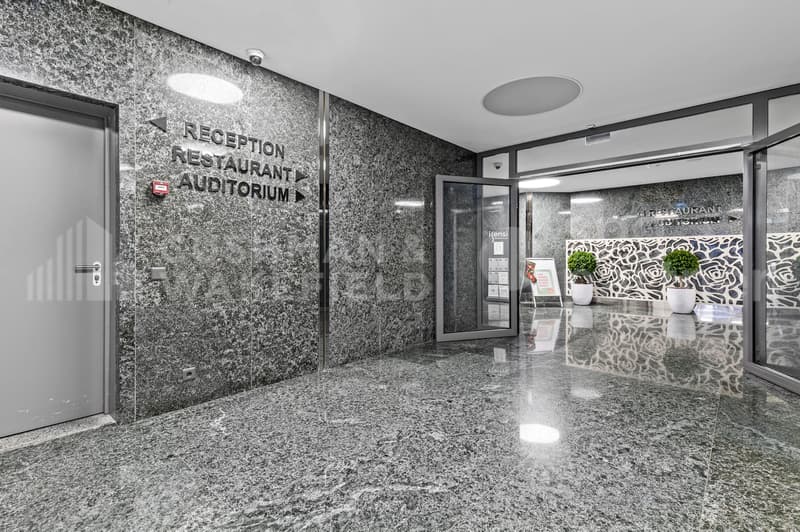 Uffici di alta qualità di 288 m² con vista lago nel quartiere delle Nazioni - Nation Business Center (7)