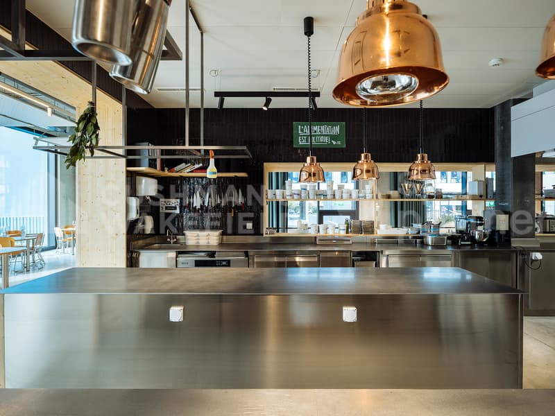 Ristorante di 336 m² con due terrazze e deposito a Charmilles, Ginevra (11)