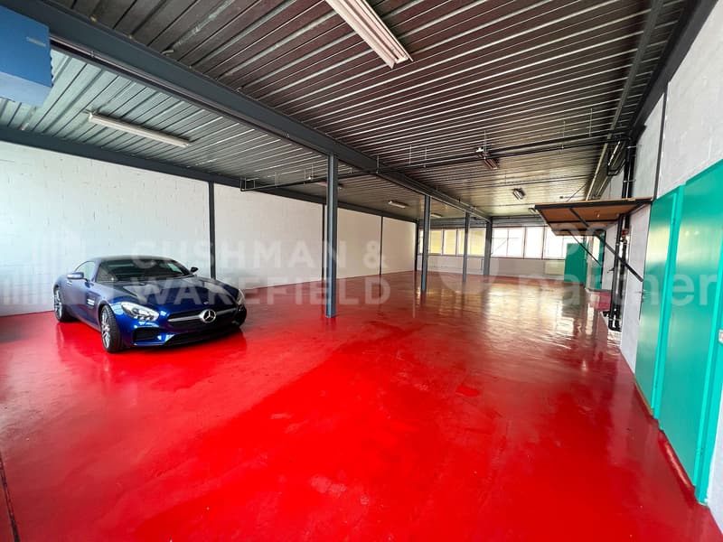 Atelier, showroom et bureaux - 940 m² | SATIGNY?ZIMEYSA (11)