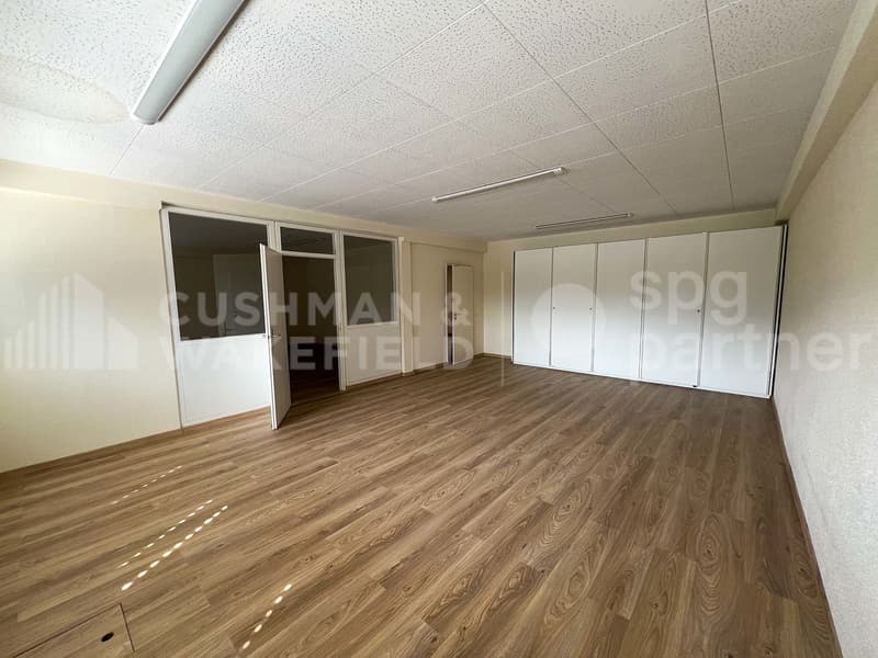 Atelier, showroom et bureaux - 940 m² | SATIGNY?ZIMEYSA (6)