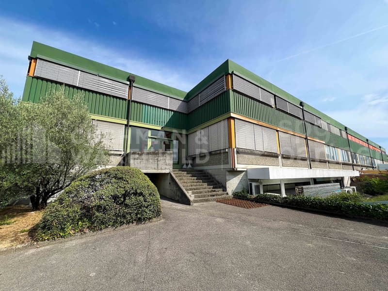 Atelier, showroom et bureaux - 940 m² | SATIGNY?ZIMEYSA (1)