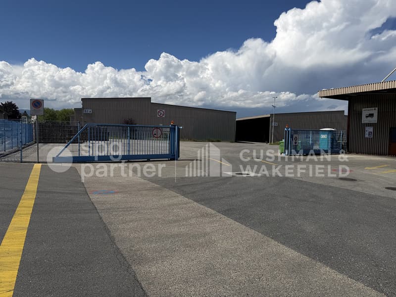 Des halles fonctionnelles et modulables au coeur de la Côte vaudoise - Verrerie 2A (6)