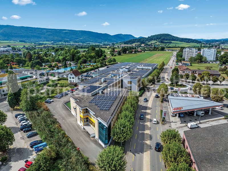 Espaces pour entreprises innovantes dans le Jura - Stand 63 (3)
