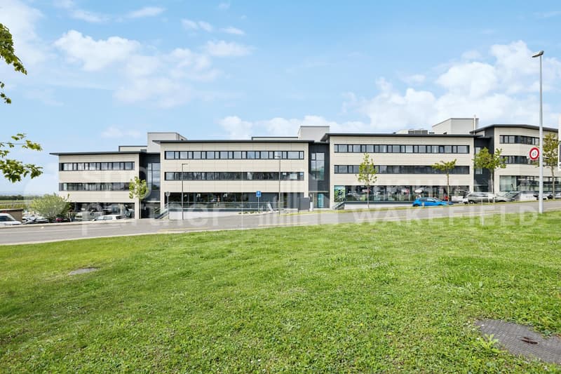 Aubonne Business Park, bureaux & arcade commerciale (3)