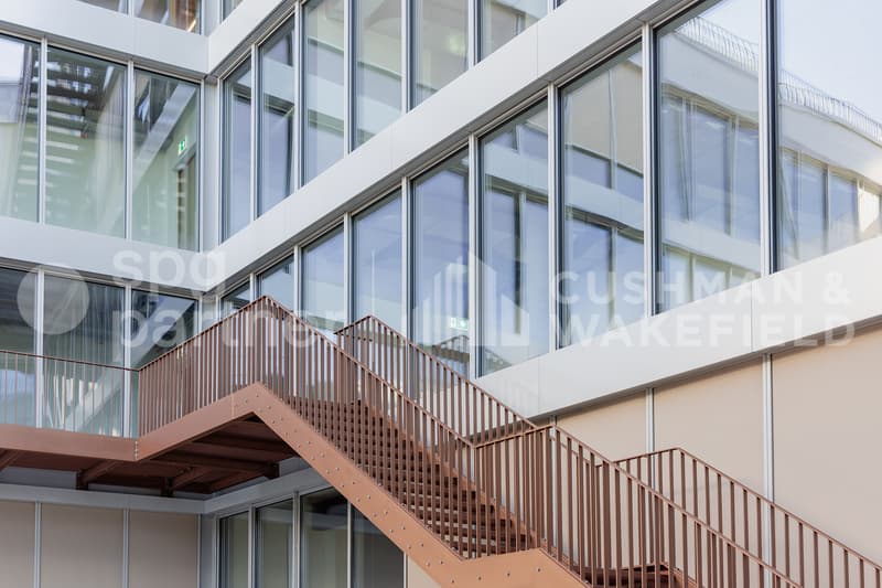QG CENTER Travaillez, partagez et créez dans un lieu unique (7)