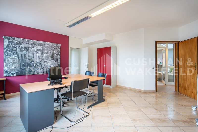 Surfaces administratives modernes Plug & Play - St-Cergue 303 (7)
