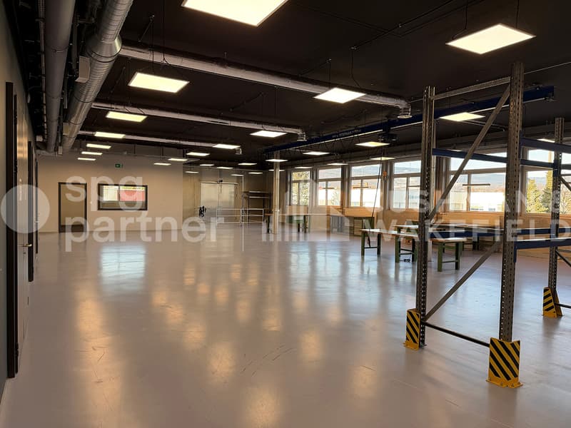 Surfaces modulables - atelier, production, bureau - prêtes pour votre projet - Vuarpillère 27 (6)