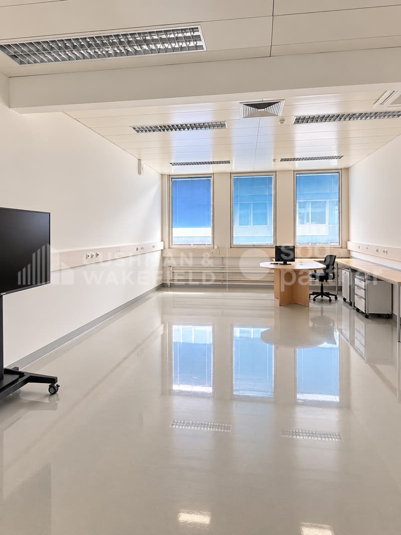 Bureaux et Laboratoires Biotech équipés - CTN 14 (7)