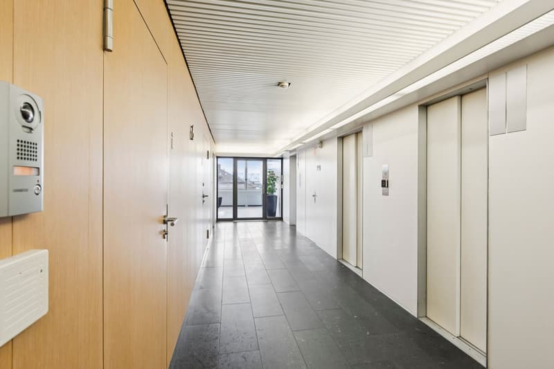 Ihre neue Bürofläche im begehrtesten Hochhaus Zürichs! (11)