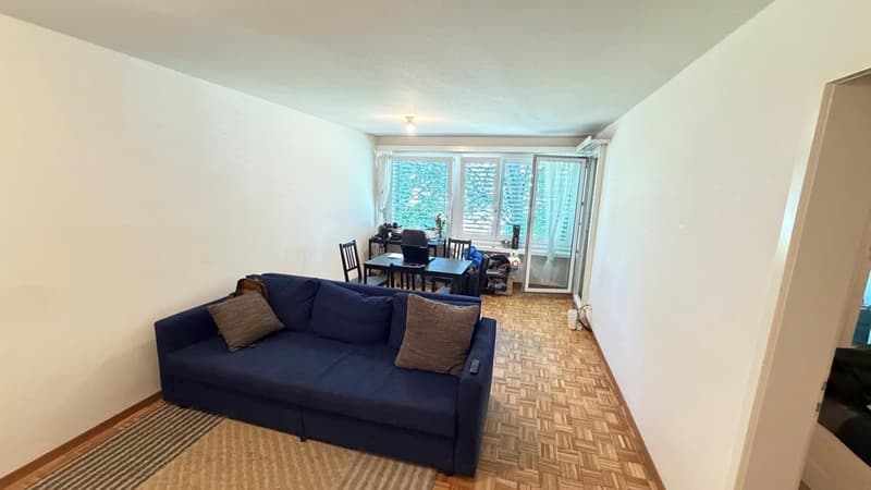 Appartement de 2 pièces confortable avec balcon (2)