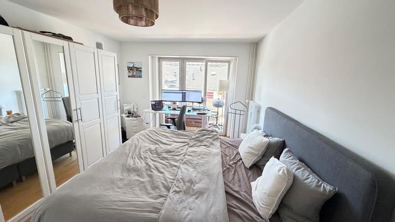 Appartement moderne 2.5 pièces au cœur de Zurich avec deux balcons (4)