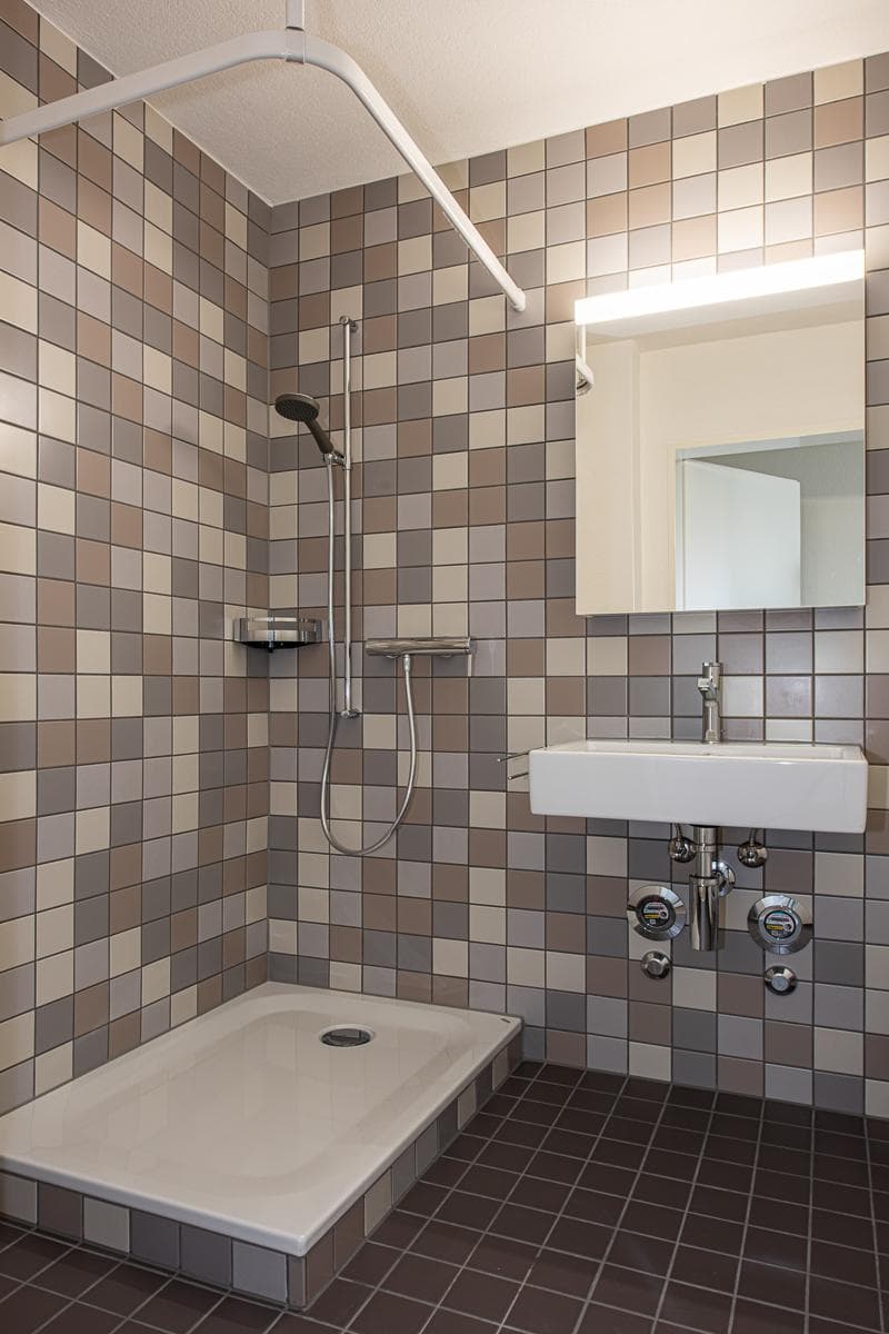 Appartement moderne de 2,5 pièces dans le quartier de Zürich-Oerlikon, vie urbaine avec style (5)
