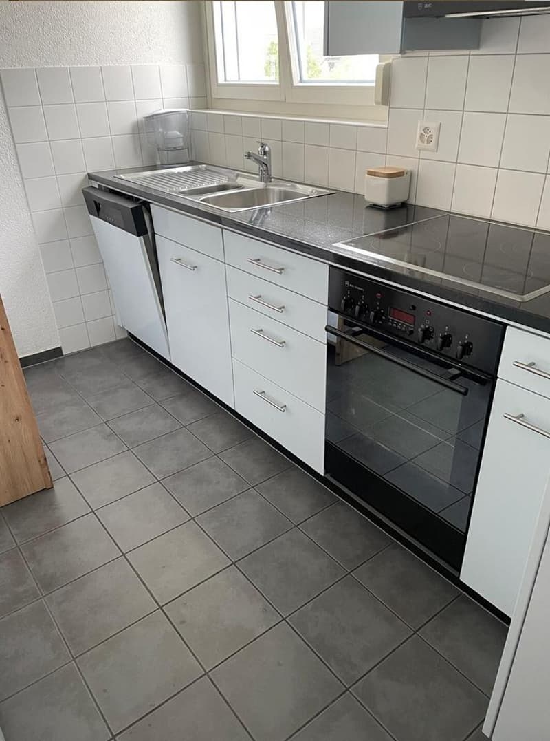 Appartamento di 3,5 locali nel cuore di Schwerzenbach (4)