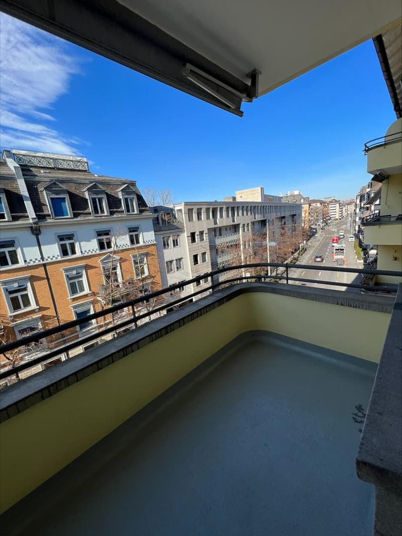 3-room apartment in central location in Zurich (5)