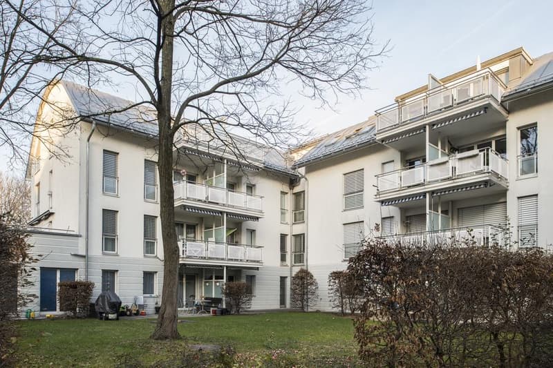 Heller Gewerberaum in ruhiger Lage (2)