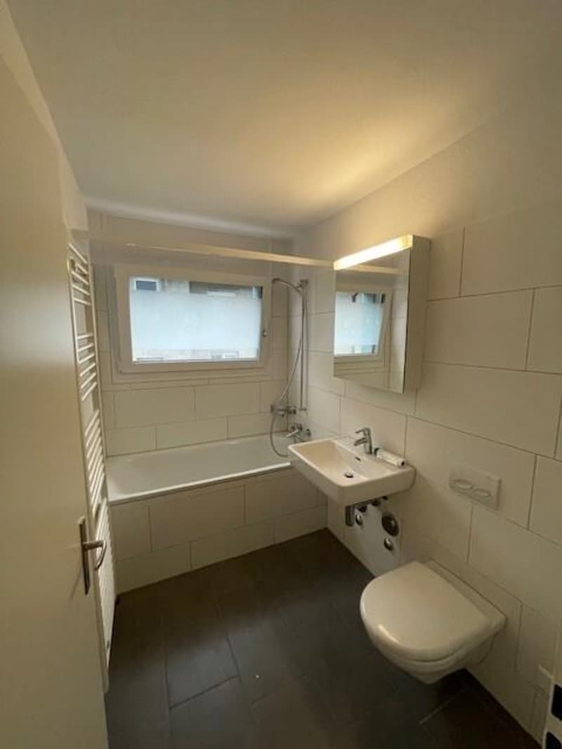 Appartement attractif de 4,5 pièces au cœur de Zurich Kreis 4 (3)