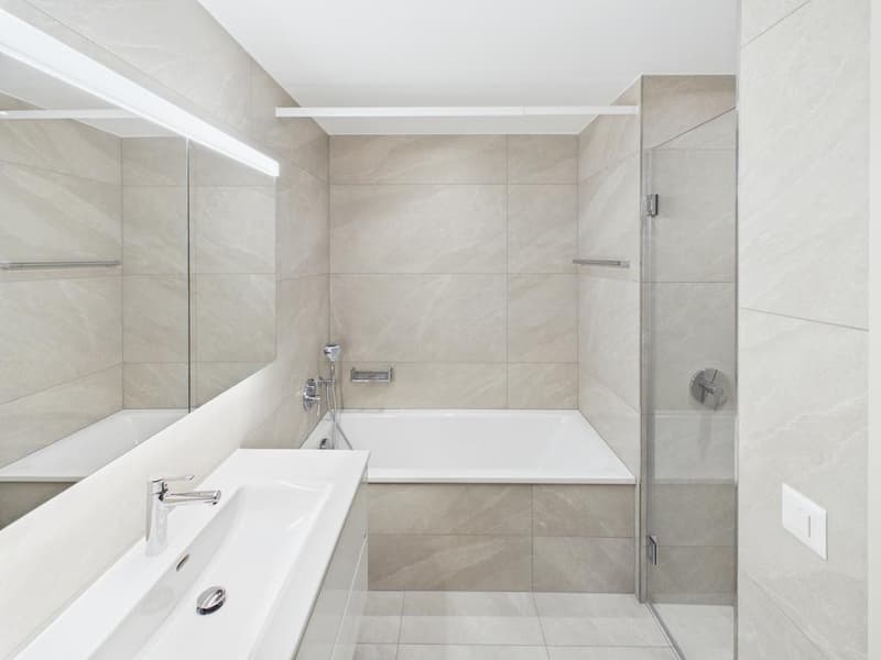 Appartement 3.5 pièces avec salle de bain neuve et balcon à Glattpark (6)