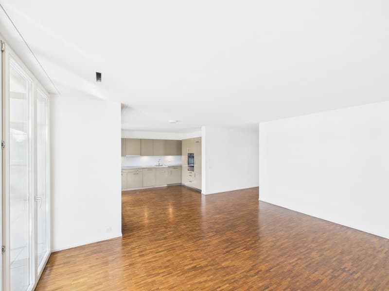 Appartement 3.5 pièces avec salle de bain neuve et balcon à Glattpark (8)