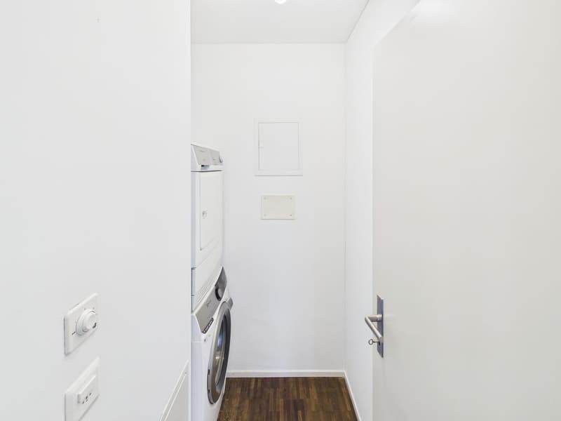 Appartement 3.5 pièces avec salle de bain neuve et balcon à Glattpark (4)