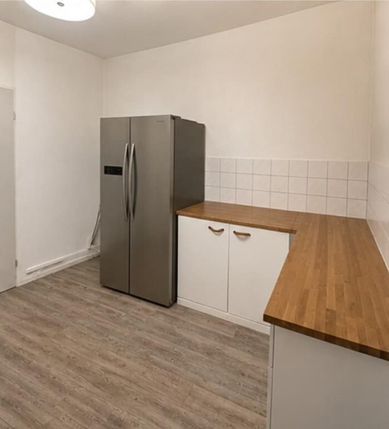 Espace de bureau inondé de lumière avec 3 pièces sur Limmatplatz (5)