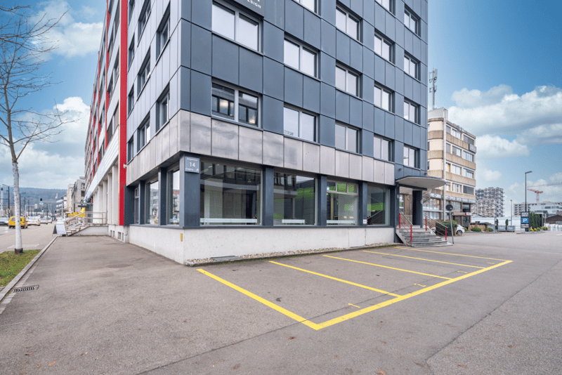 Bezugsbereites Büro für 8–14 Mitarbeitende – 10 Min. zu Stettbach (16)