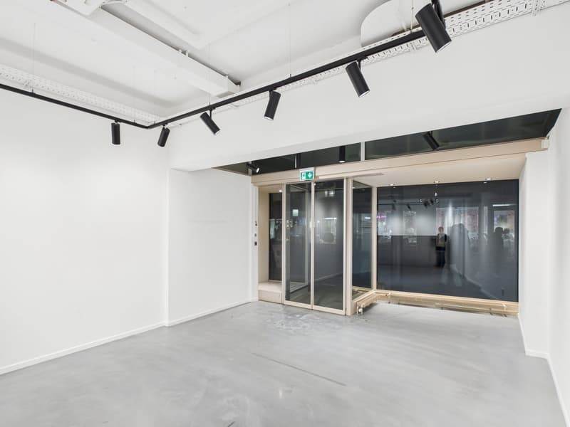 High-quality retail space in Baden's old town (3)