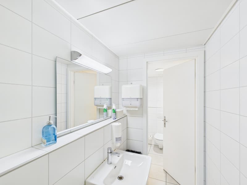 Espace de bureau représentatif et élégant au cœur de Zurich (20)