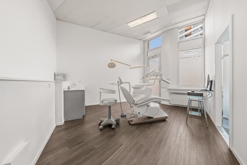 Vendita di 4 superfici commerciali in PPE - Versoix, Martigny, Sion, Sierre (2)