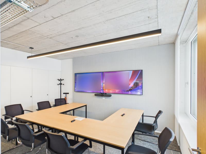 Arrive and get started — 1,190 m² fully developed top office available immediately (14)