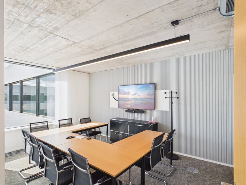 Arrive and get started — 1,190 m² fully developed top office available immediately (20)