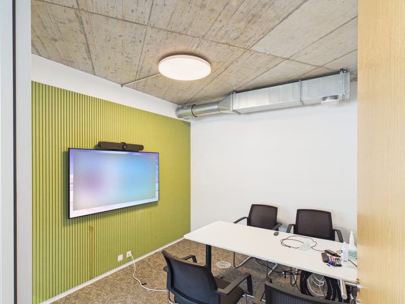 Arrive and get started — 1,190 m² fully developed top office available immediately (21)
