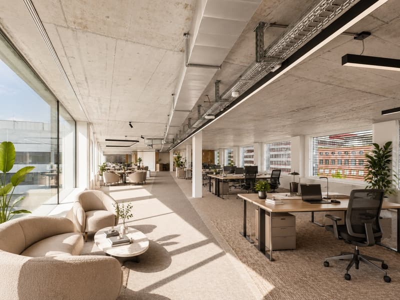 Ristrutturazione completa e arredato al 5° piano — da 358 m² - ufficio di alta gamma completamente ristrutturato disponibile immediatamente (15)