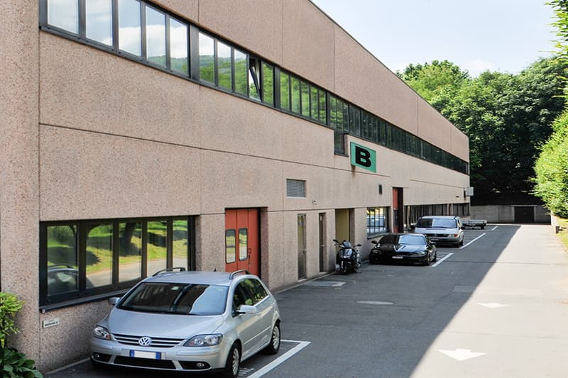 LUGANO NORD/BIOGGIO - BUREAU CONфортABLE À LOUER DANS UN EMPLACEMENT STRATÉGIQUE (5)