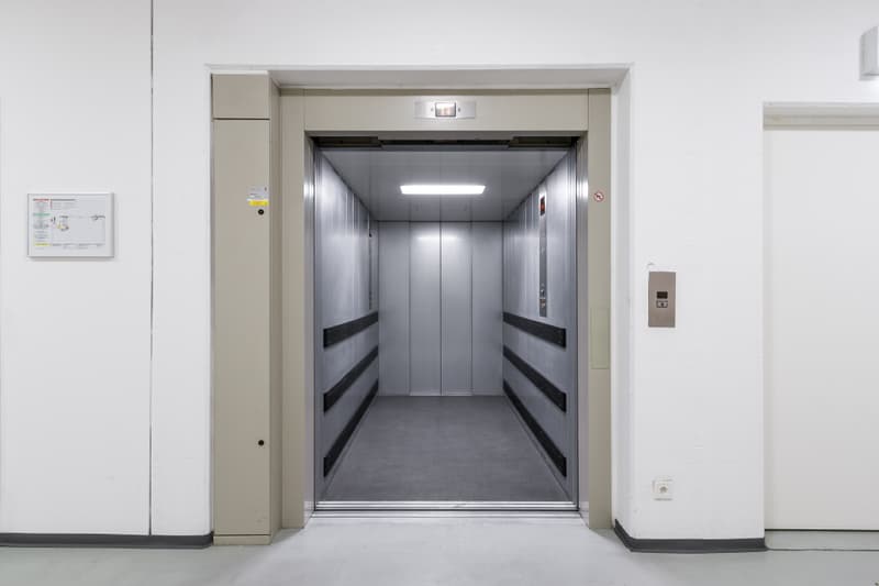CADENAZZO - GROßES LAGER/LABOR VON 784 m² (REF. 102) (5)