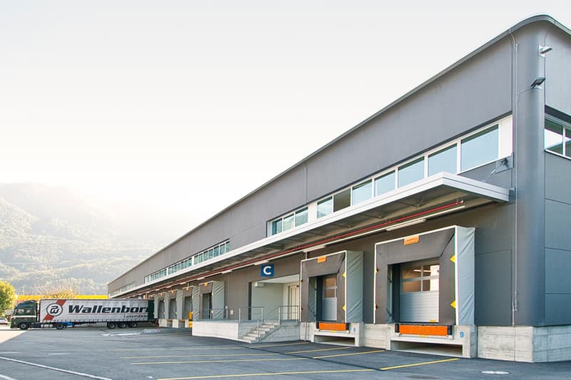CADENAZZO - Großes Lager/Labor von 1'971 m² (Ref. 104) zur Miete (6)