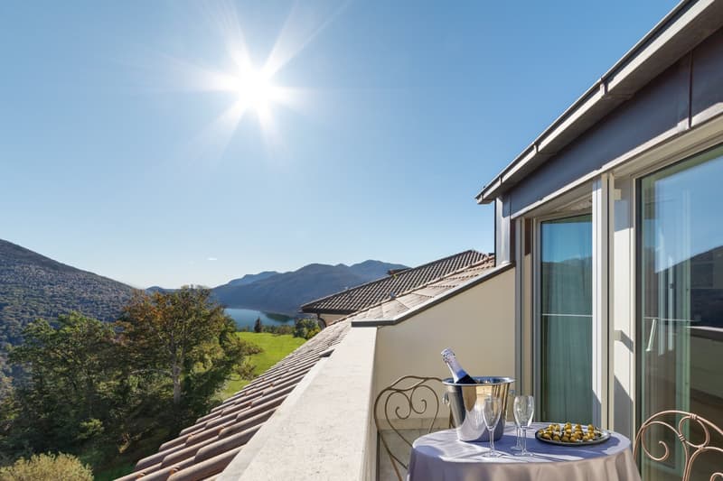 Appartement meublé exclusif à Lugano avec services hôteliers et vue lac splendide (12)