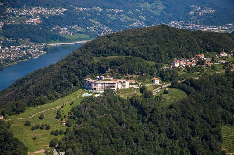 LUGANO-COLLINA D'ORO - AFFITTASI APPARTAMENTO 3.5 LOCALI CON VISTA LAGO (Rif. 504) (3)