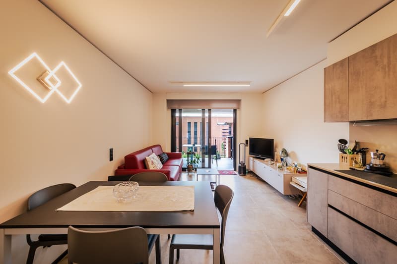 RIVA SAN VITALE - AFFITTASI APPARTAMENTO ARREDATO CON AMPIO TERRAZZO (Rif. 106) (1)