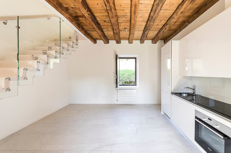 Helllichtes Dachgeschoß-Apartment mit 55 m² und Garten zur Miete (7)