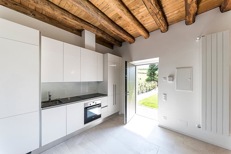 Helllichtes Dachgeschoß-Apartment mit 55 m² und Garten zur Miete (5)