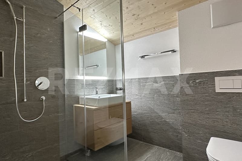 Energiebewusst wohnen! Garglas.ch - 4½-Zimmer-Dachwohnung E11 mit Anteil an Solarkraft (3)