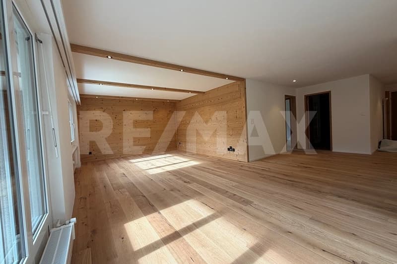 3.5-Zimmer-Wohnung in Klosters hochwertig saniert mit Chalet-Charme (3)