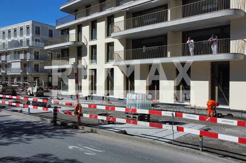 Spazio commerciale attraente A in costruzione grezza - possibilità di utilizzo versatile (2)