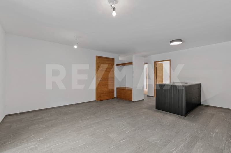 Appartement 3½ pièces n° 3 avec grand balcon au 1er étage en tant que résidence secondaire (3)