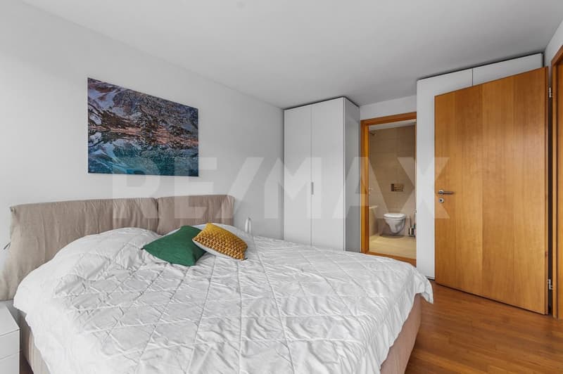 Stylish 3½ holiday apartment in Falera (8)